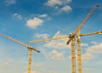 Crane Safety: The Do’s and Don’ts of Safe Operation