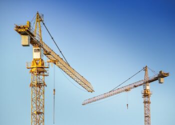 Crane Safety: Tips for Ensuring a Safe Work Environment